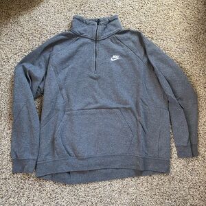 Nike quarter zip pullover